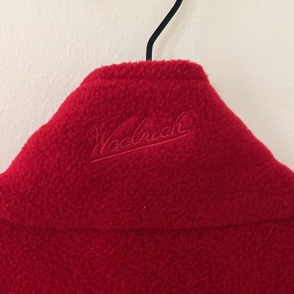 Two Men’s Woolrich Fleece Vests - Picture 10 of 11